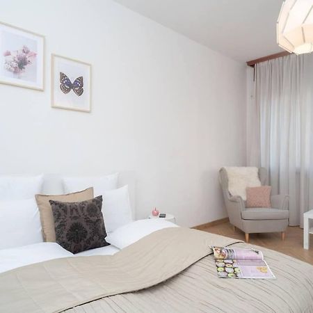 Convenient Apartment In The Heart Of Downtown Budapest Exterior foto