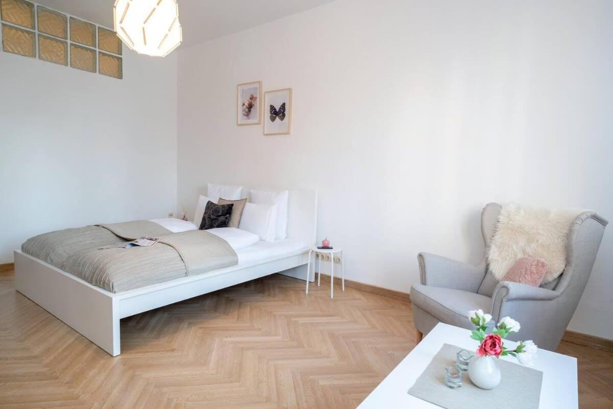 Convenient Apartment In The Heart Of Downtown Budapest Exterior foto